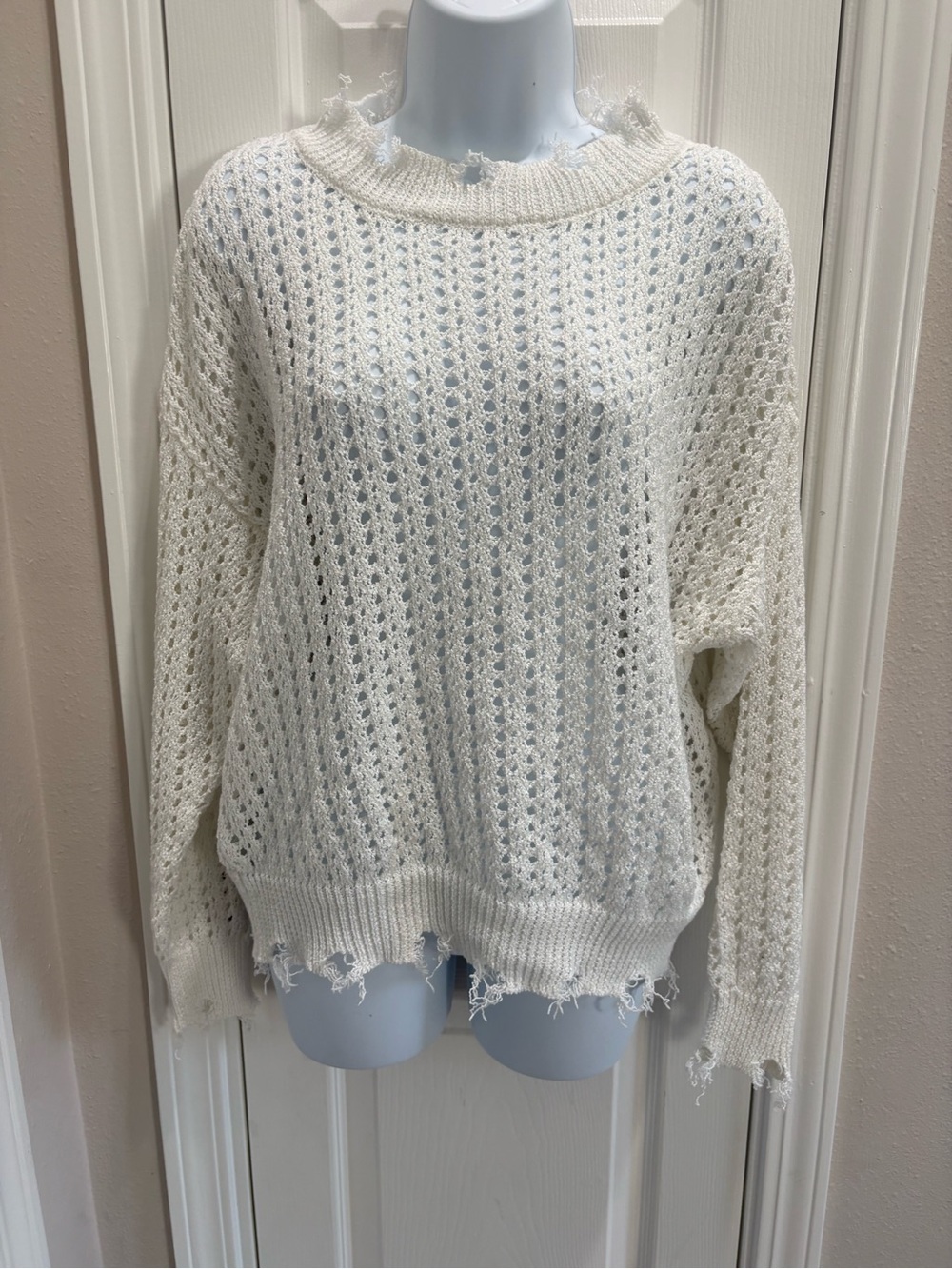 Daytrip White Open-Knit Distressed Crewneck Sweater